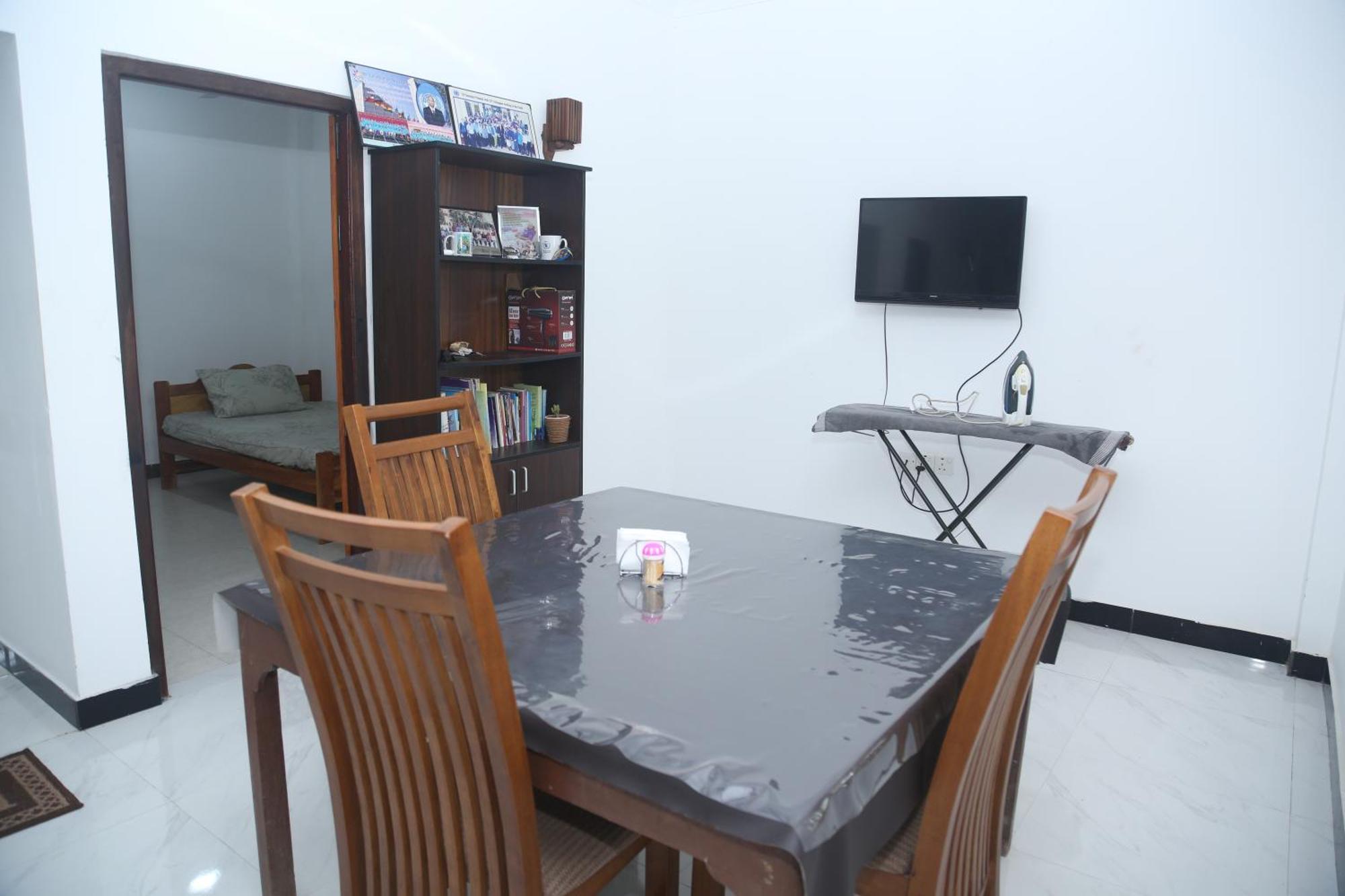 Rose Fort Homestay ジャフナ エクステリア 写真