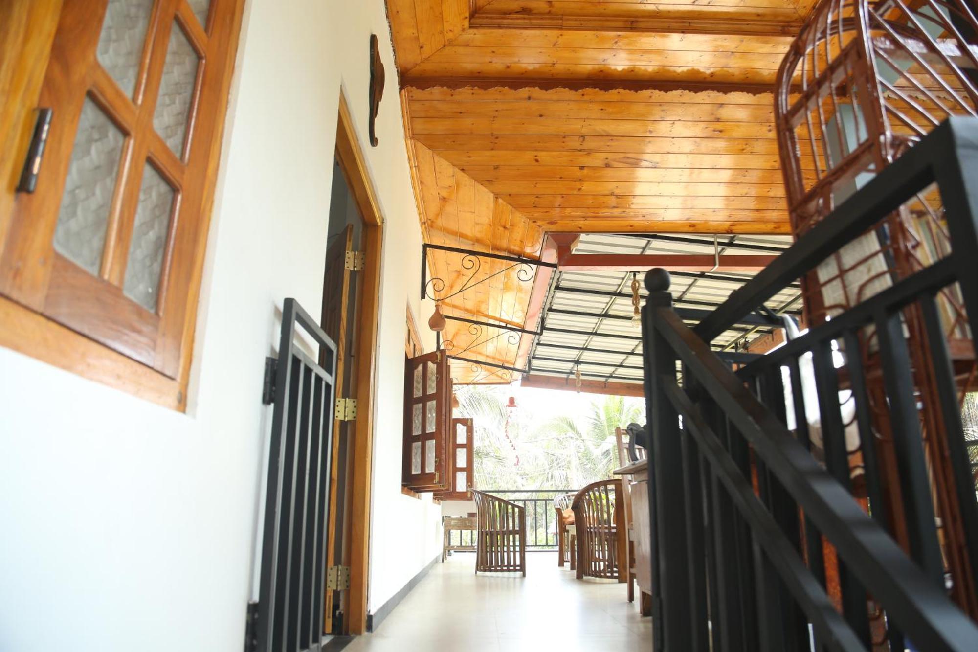 Rose Fort Homestay ジャフナ エクステリア 写真